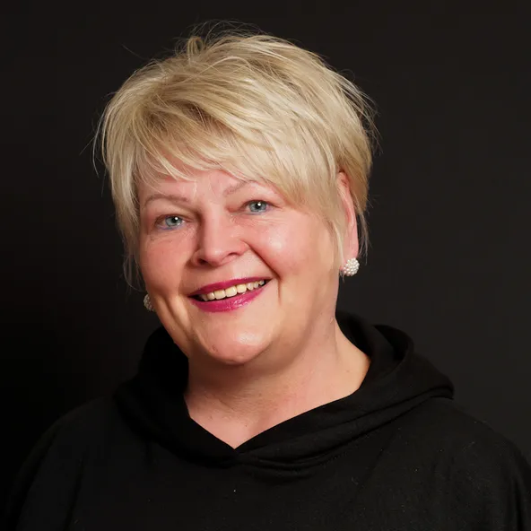 Bettina Horst